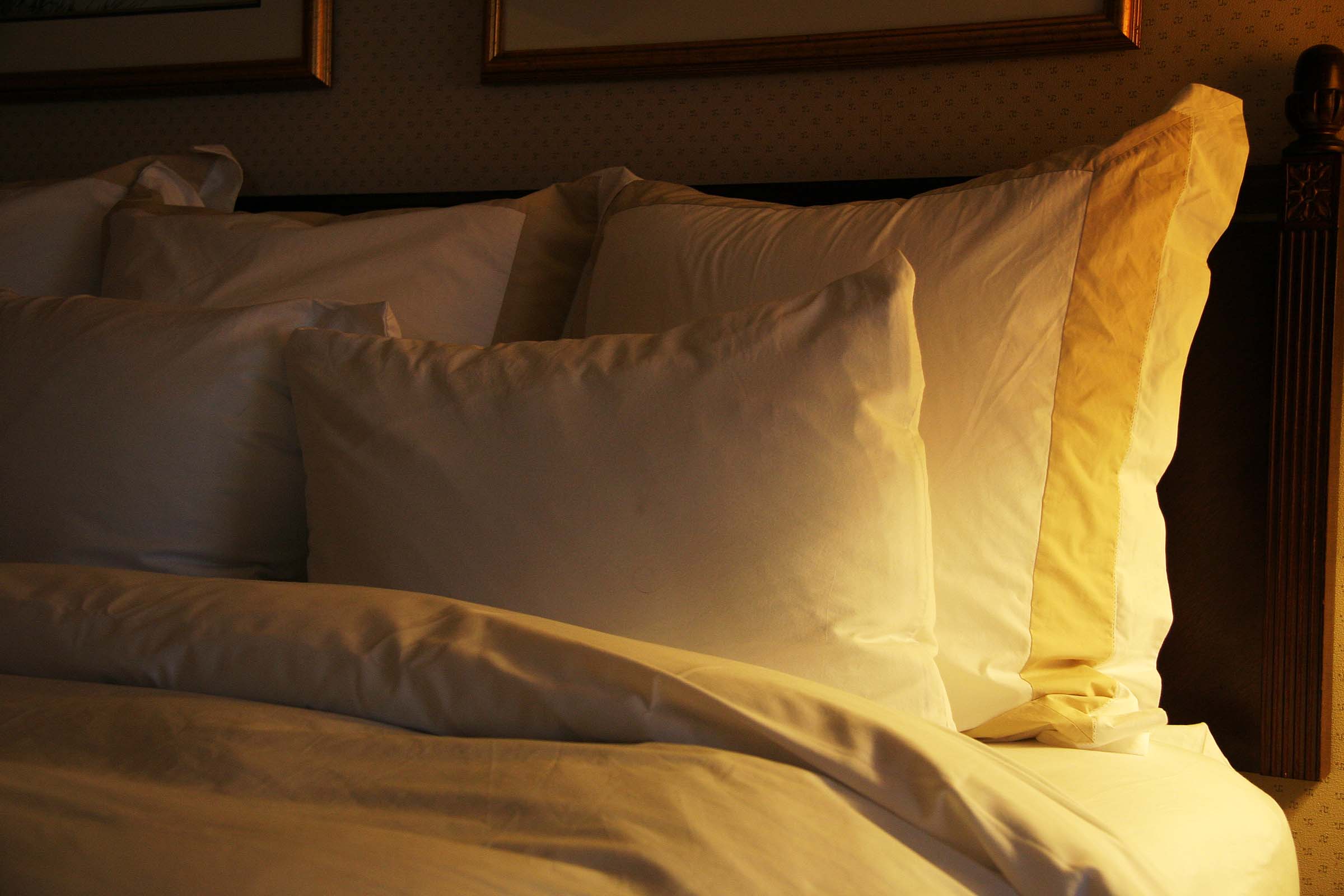 Can Lack of Sleep Be Making You Eat More?
