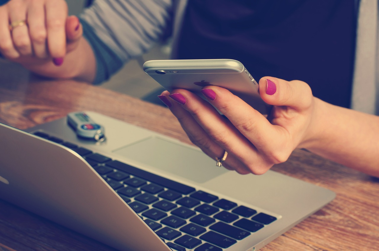 How European Banks and Robo-Advisors Are Leading The Digitization of Financial Services